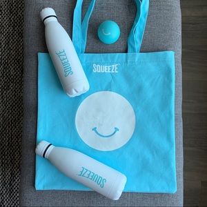 SQUEEZE Swag Bag w. Insulated Bottles